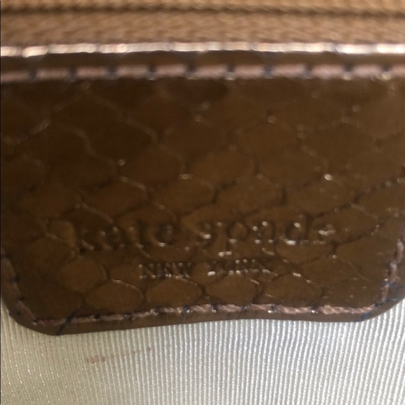 Kate Spade floral clutch - Picture 2 of 4